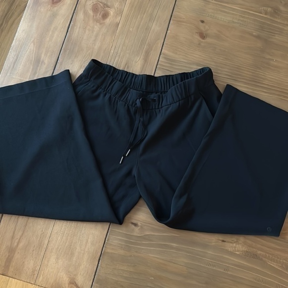 Lululemon On The Fly Wide Leg Pant